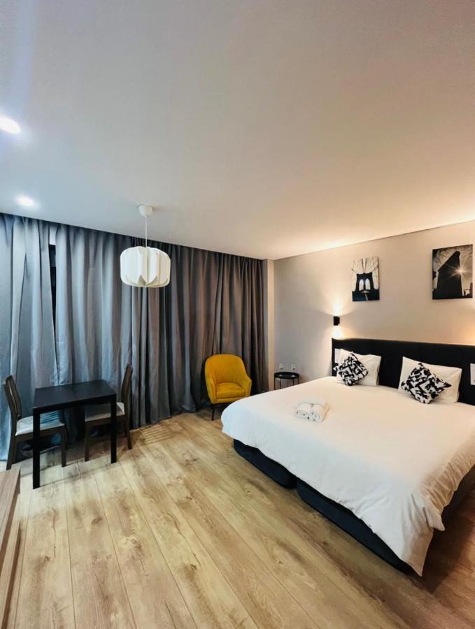 Apartamento Sociedade Farmaceutica Lisbon Bagian luar foto