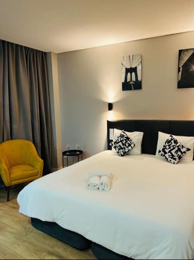 Apartamento Sociedade Farmaceutica Lisbon Bagian luar foto