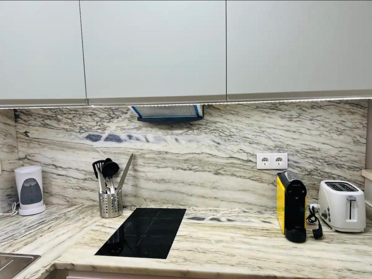 Apartamento Sociedade Farmaceutica Lisbon Bagian luar foto