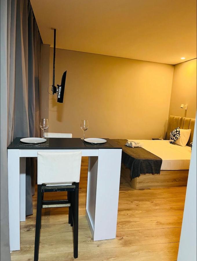 Apartamento Sociedade Farmaceutica Lisbon Bagian luar foto