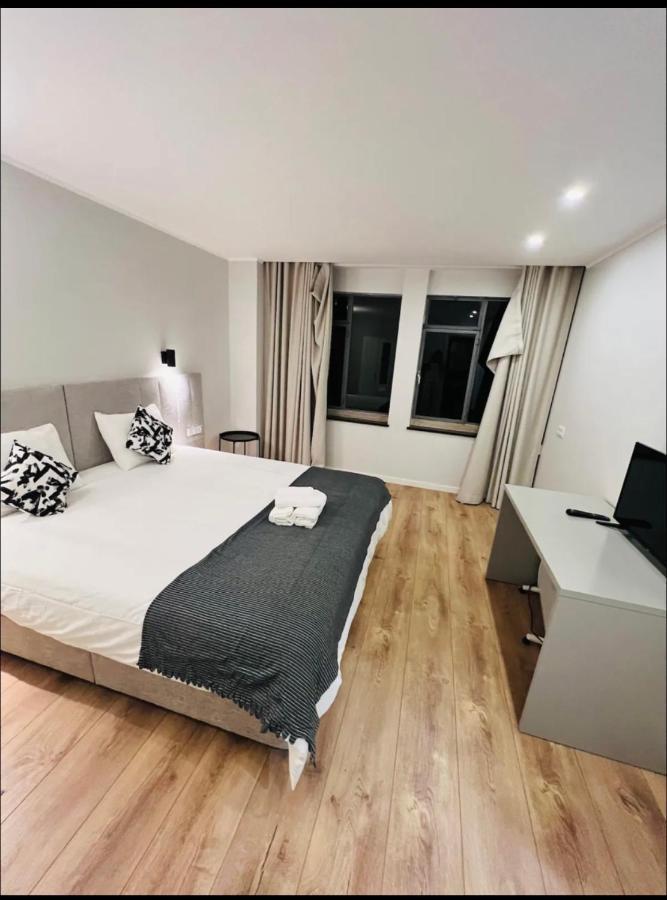 Apartamento Sociedade Farmaceutica Lisbon Bagian luar foto