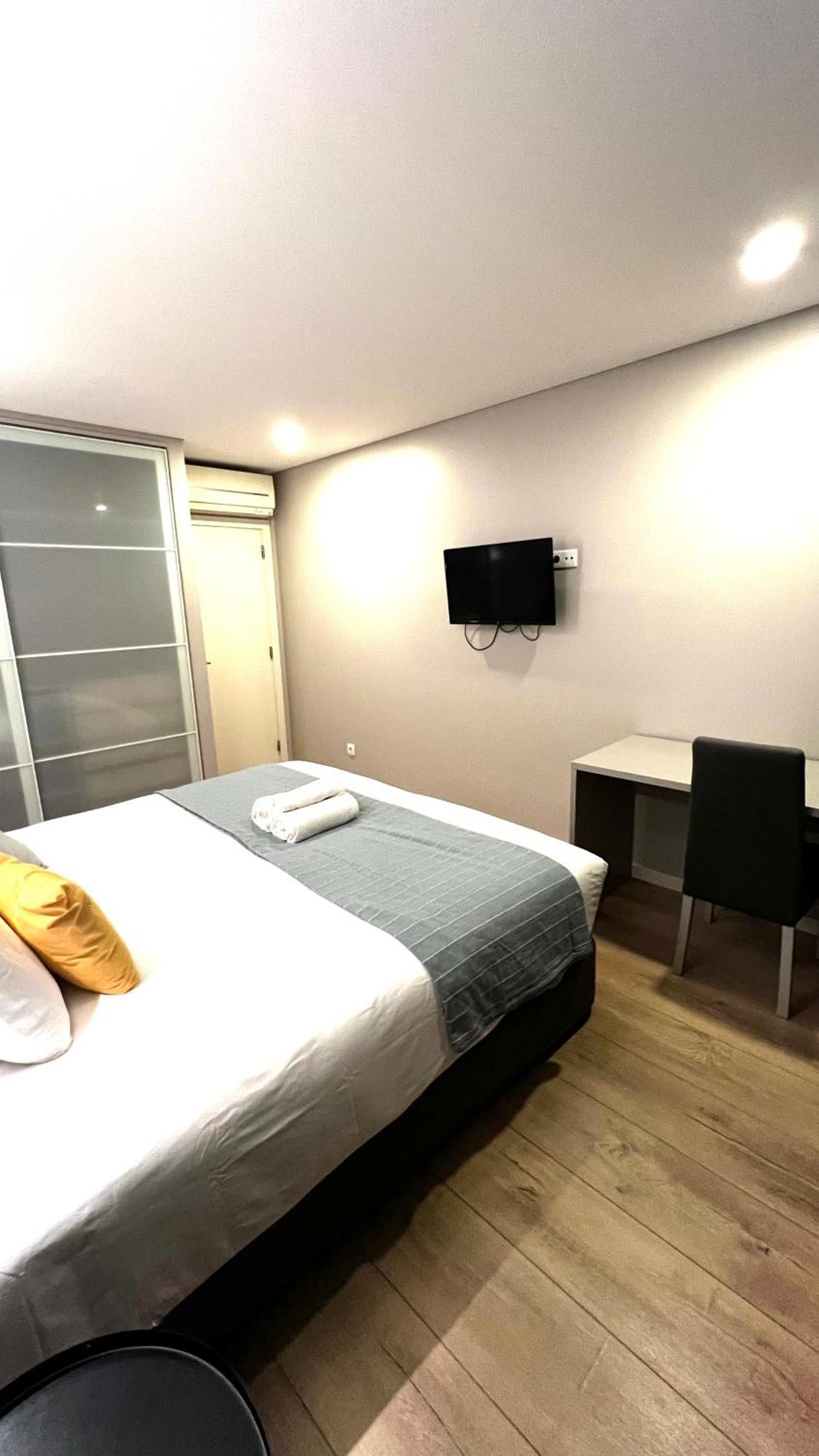 Apartamento Sociedade Farmaceutica Lisbon Bagian luar foto