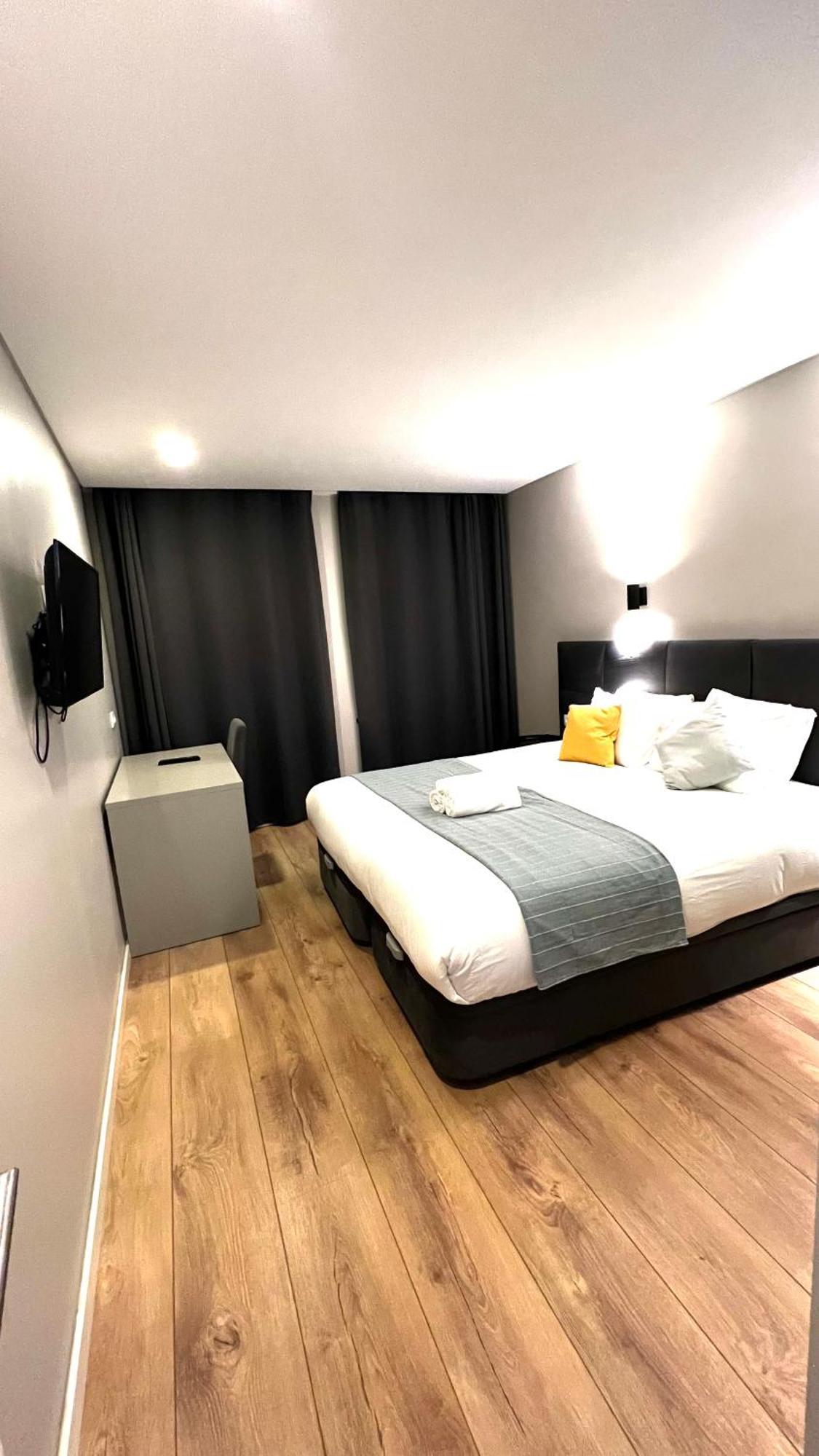 Apartamento Sociedade Farmaceutica Lisbon Bagian luar foto