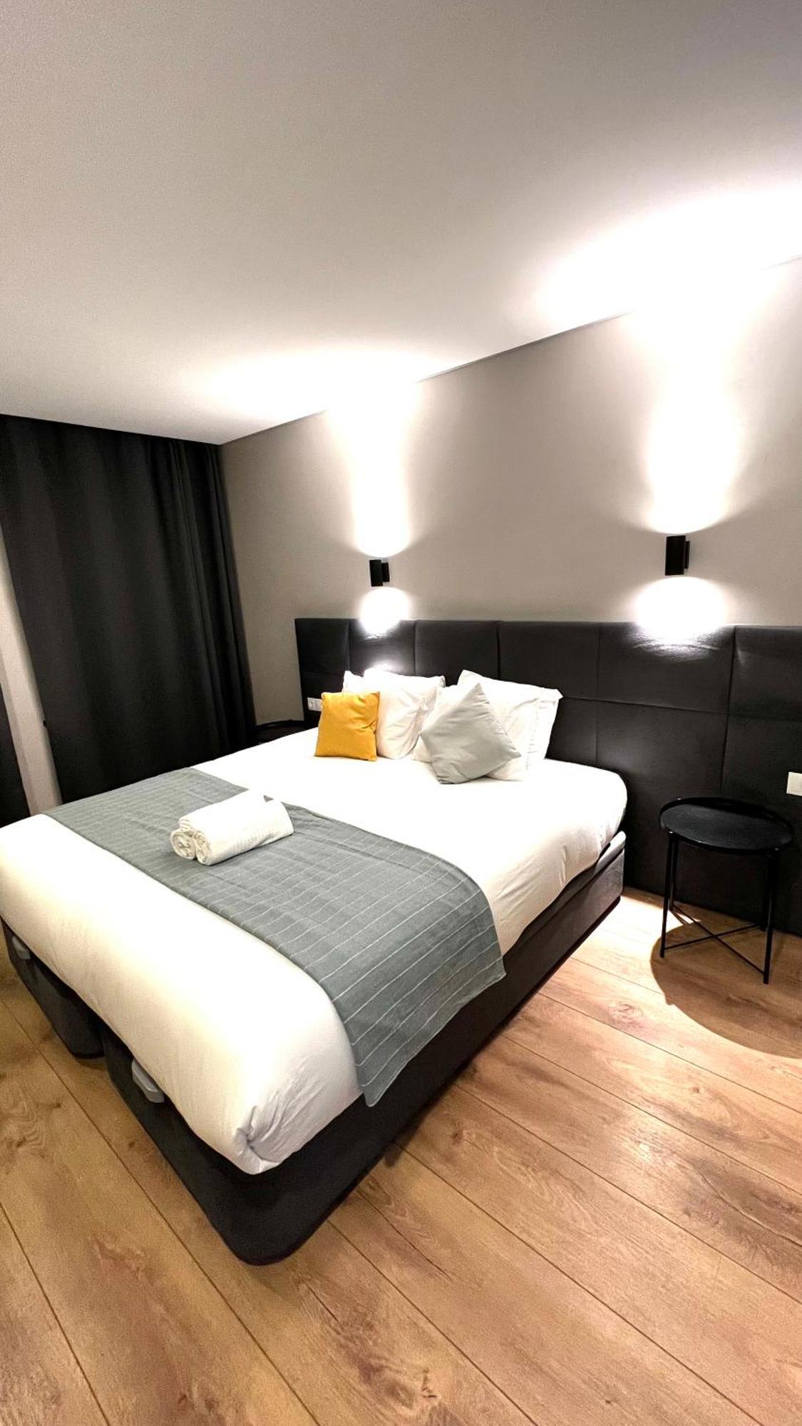 Apartamento Sociedade Farmaceutica Lisbon Bagian luar foto